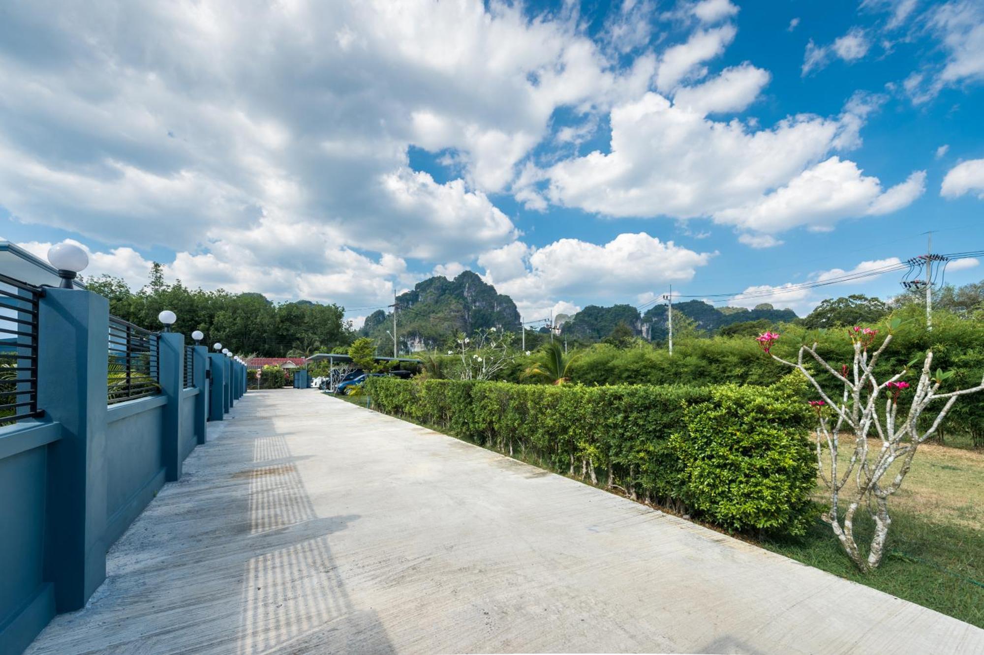 Lark Pool Villa Aonang Krabi Ao Nang エクステリア 写真